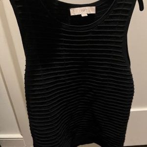 Black Loft Tank with Textured Lines, S/M